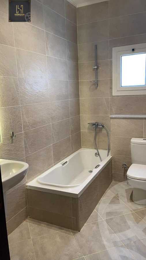 https://aqarmap.com.eg/en/listing/6282621-for-rent-cairo-new-cairo-compounds-hyde-park-cluster-4-hyde-park