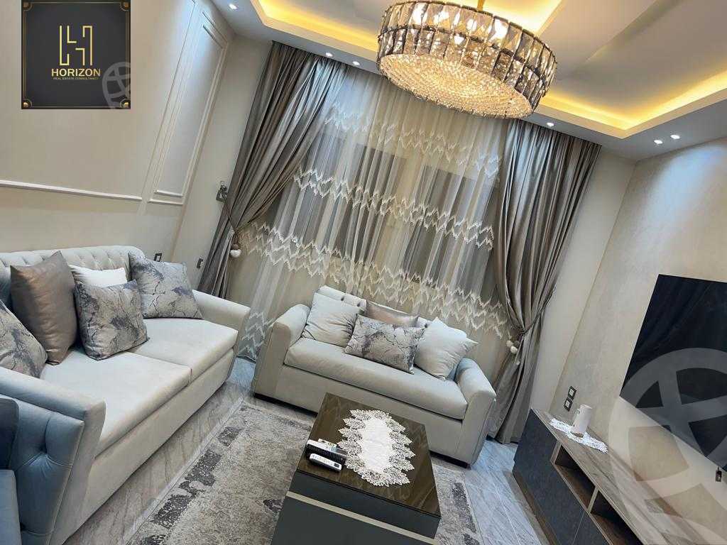 https://aqarmap.com.eg/ar/listing/6283252-for-rent-cairo-new-cairo-compounds-mountain-view-hyde-park