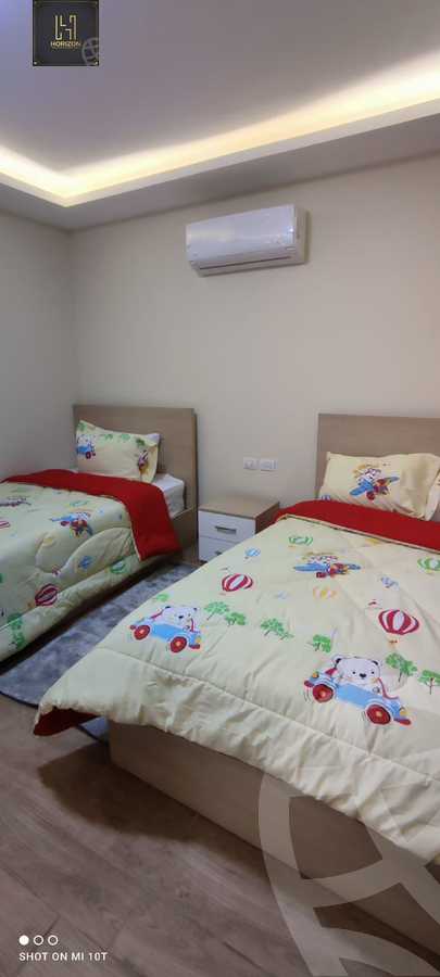 https://aqarmap.com.eg/ar/listing/6285971-for-rent-cairo-new-cairo-compounds-stwn-ryzydns-by-ar-y-llttwyr