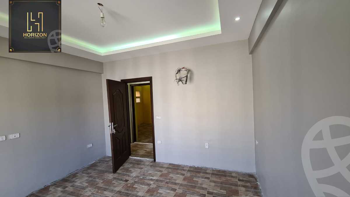 https://aqarmap.com.eg/en/listing/6286532-for-rent-cairo-new-cairo-compounds-hyde-park-centre-ville-hyde-park