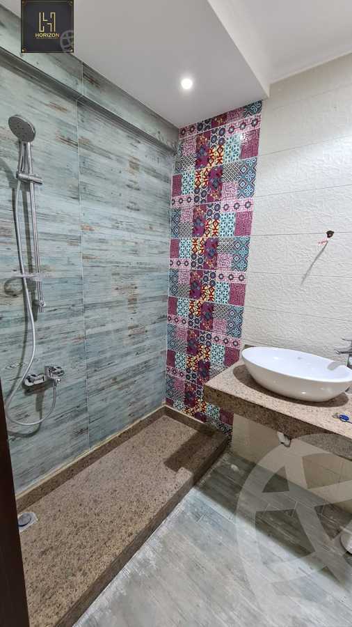https://aqarmap.com.eg/en/listing/6286532-for-rent-cairo-new-cairo-compounds-hyde-park-centre-ville-hyde-park