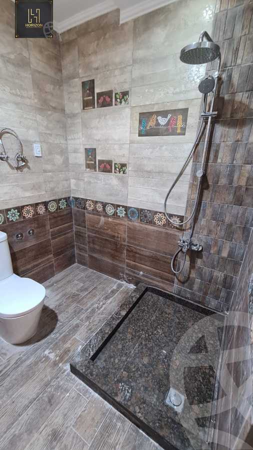 https://aqarmap.com.eg/en/listing/6286532-for-rent-cairo-new-cairo-compounds-hyde-park-centre-ville-hyde-park