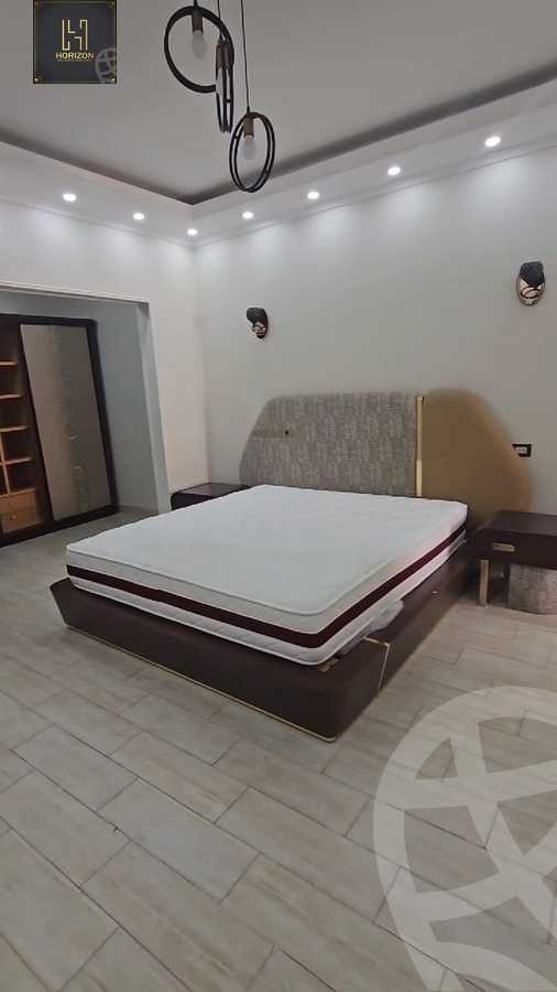 https://aqarmap.com.eg/en/listing/6295542-for-sale-cairo-new-cairo-compounds-cairo-new-cairo-compounds-regents-park