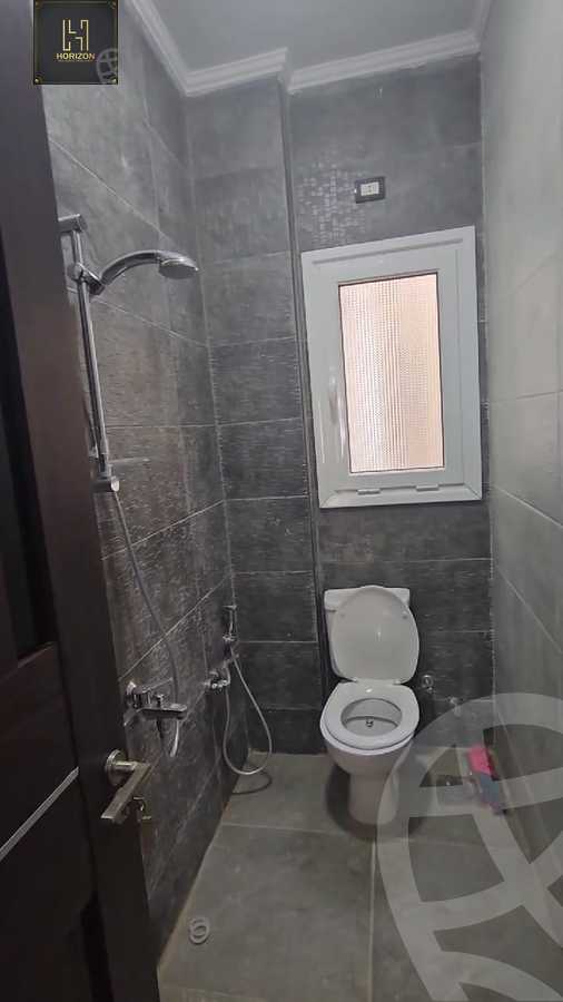 https://aqarmap.com.eg/en/listing/6295542-for-sale-cairo-new-cairo-compounds-cairo-new-cairo-compounds-regents-park