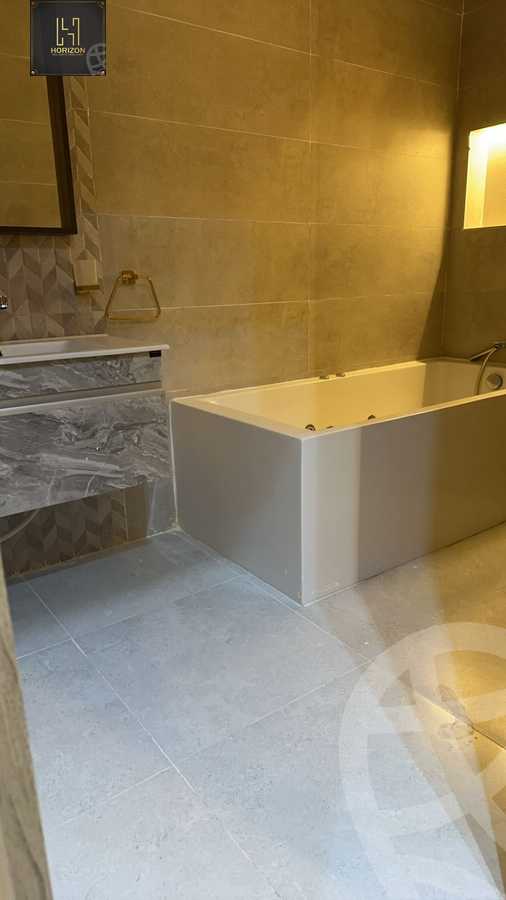 https://aqarmap.com.eg/en/listing/6304420-for-rent-cairo-new-cairo-compounds-hyde-park-hpr-hyde-park