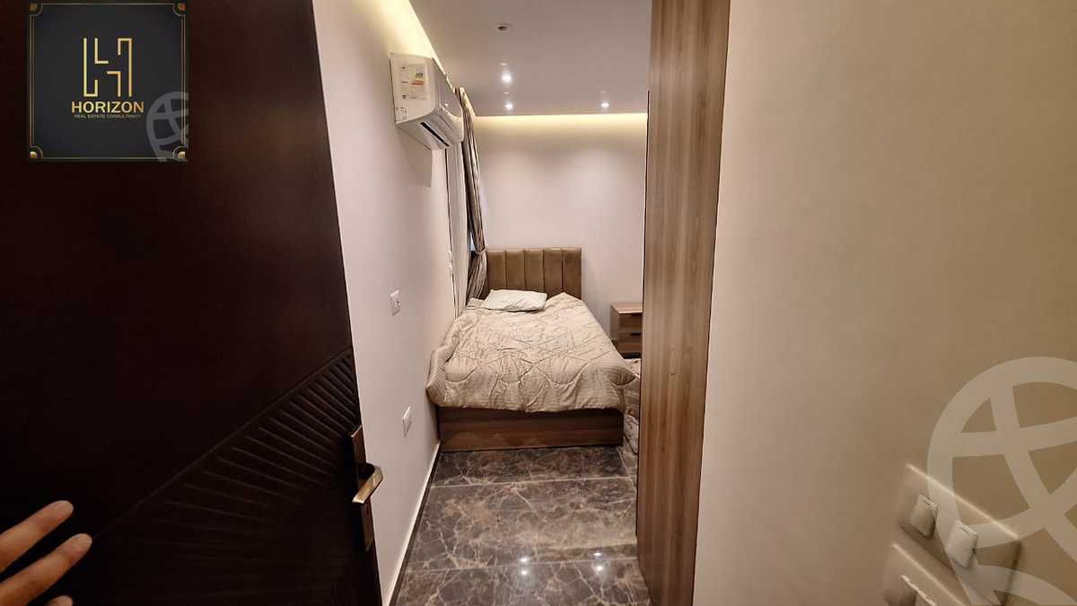 https://aqarmap.com.eg/en/listing/6310052-for-rent-cairo-new-cairo-compounds-galleria-moon-valley