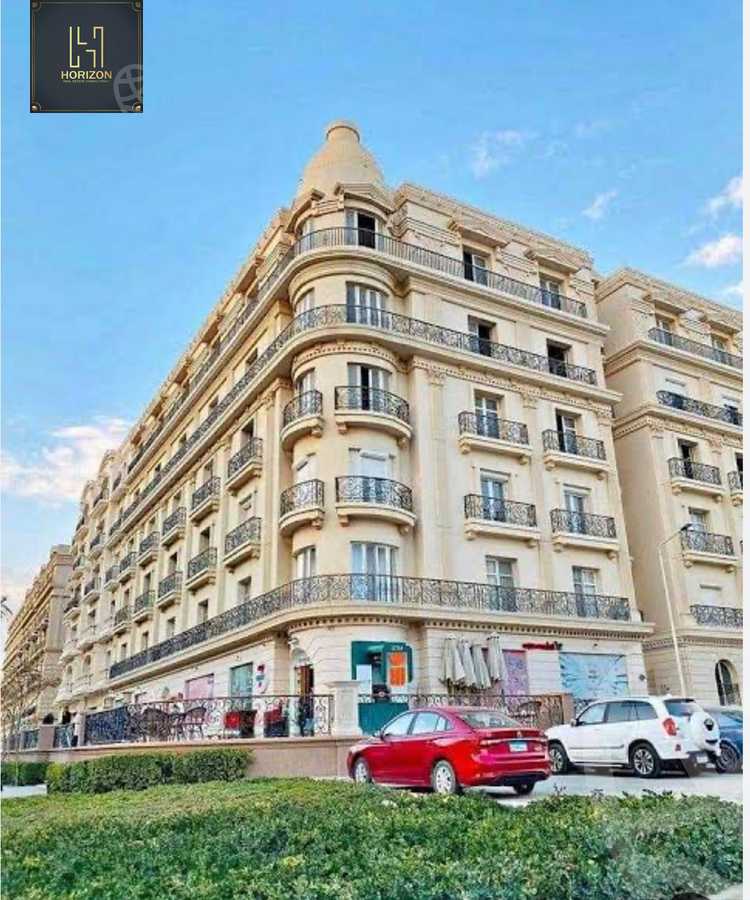 https://aqarmap.com.eg/en/listing/6320247-for-sale-cairo-new-cairo-compounds-hyde-park-centre-ville-hyde-park