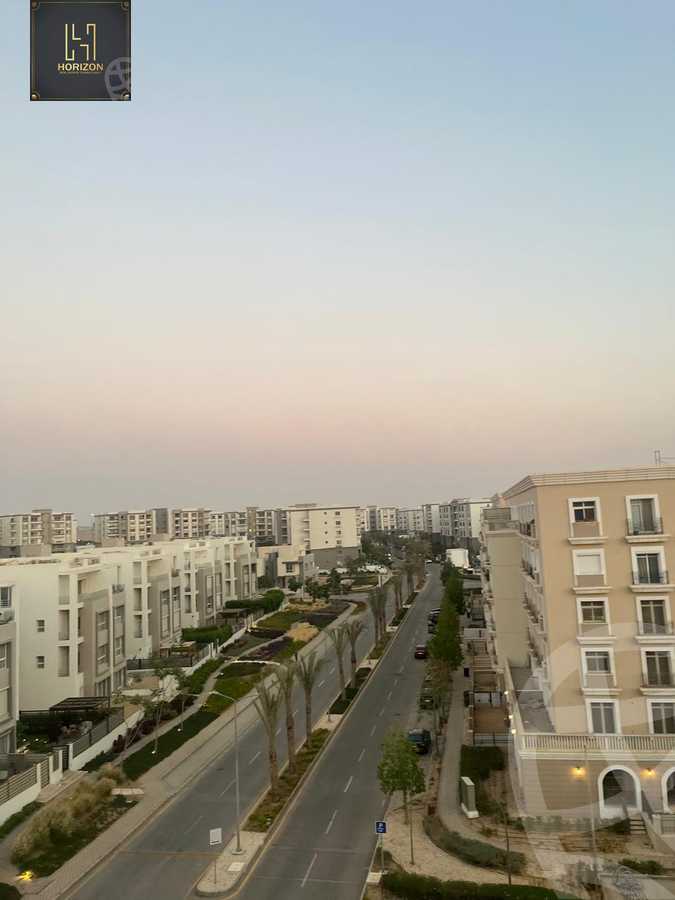 https://aqarmap.com.eg/en/listing/6320247-for-sale-cairo-new-cairo-compounds-hyde-park-centre-ville-hyde-park