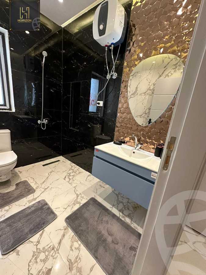 https://aqarmap.com.eg/en/listing/6325789-for-rent-cairo-new-cairo-compounds-lakeview-residence