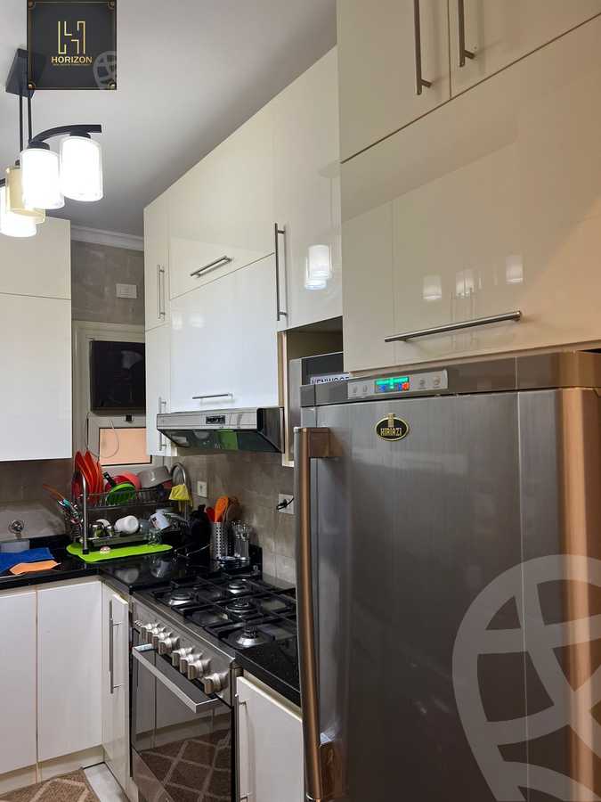https://aqarmap.com.eg/ar/listing/6327861-for-sale-cairo-new-cairo-compounds-mountain-view-hyde-park