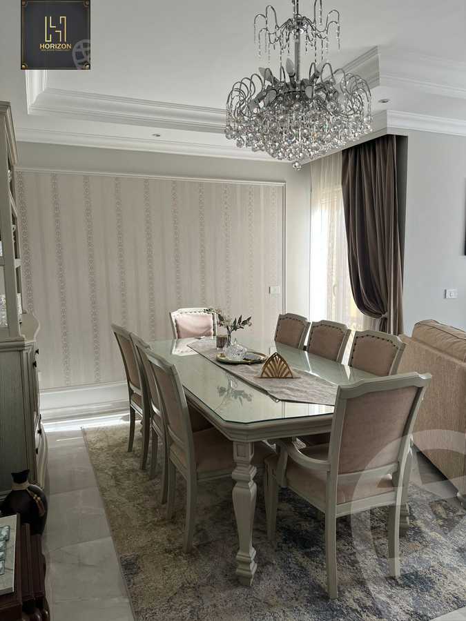 https://aqarmap.com.eg/ar/listing/6327861-for-sale-cairo-new-cairo-compounds-mountain-view-hyde-park
