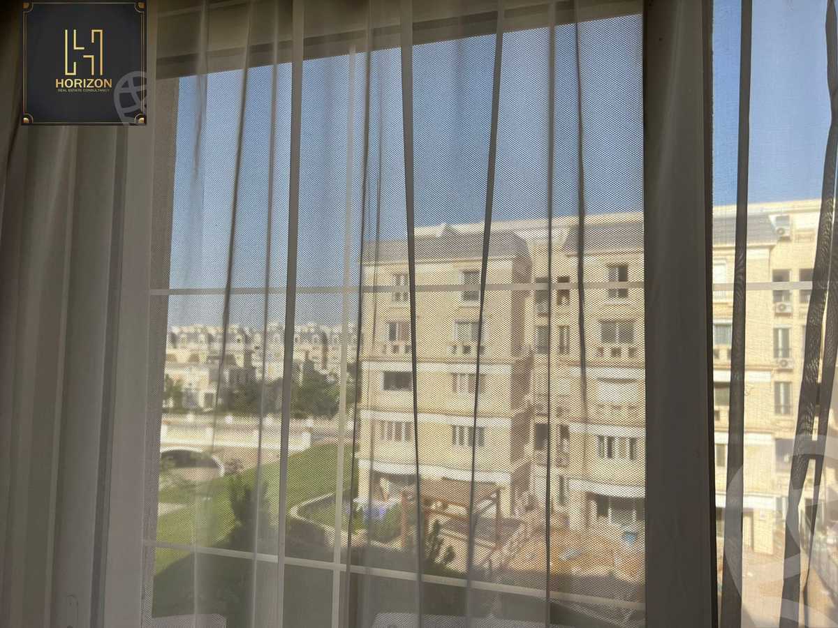 https://aqarmap.com.eg/ar/listing/6327861-for-sale-cairo-new-cairo-compounds-mountain-view-hyde-park