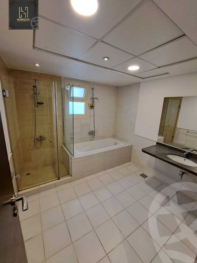 https://aqarmap.com.eg/ar/listing/6339816-for-rent-cairo-new-cairo-compounds-mivida-mivida-parcel-3