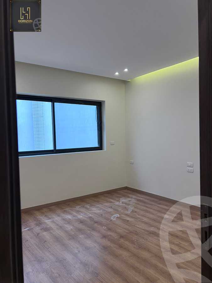 https://aqarmap.com.eg/en/listing/6339886-for-rent-cairo-new-cairo-compounds-lakeview-residence