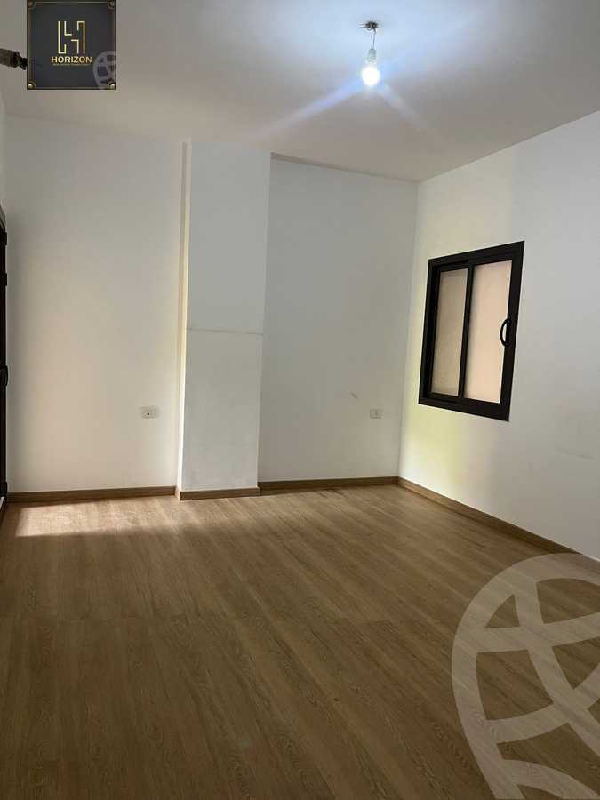 https://aqarmap.com.eg/ar/listing/6351004-for-rent-cairo-new-cairo-compounds-fifth-square