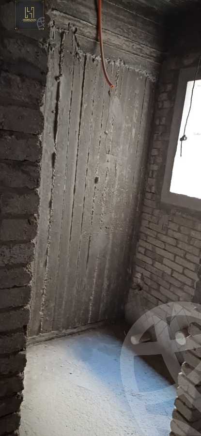 https://aqarmap.com.eg/ar/listing/6356546-for-sale-cairo-new-cairo-compounds-mountain-view-hyde-park