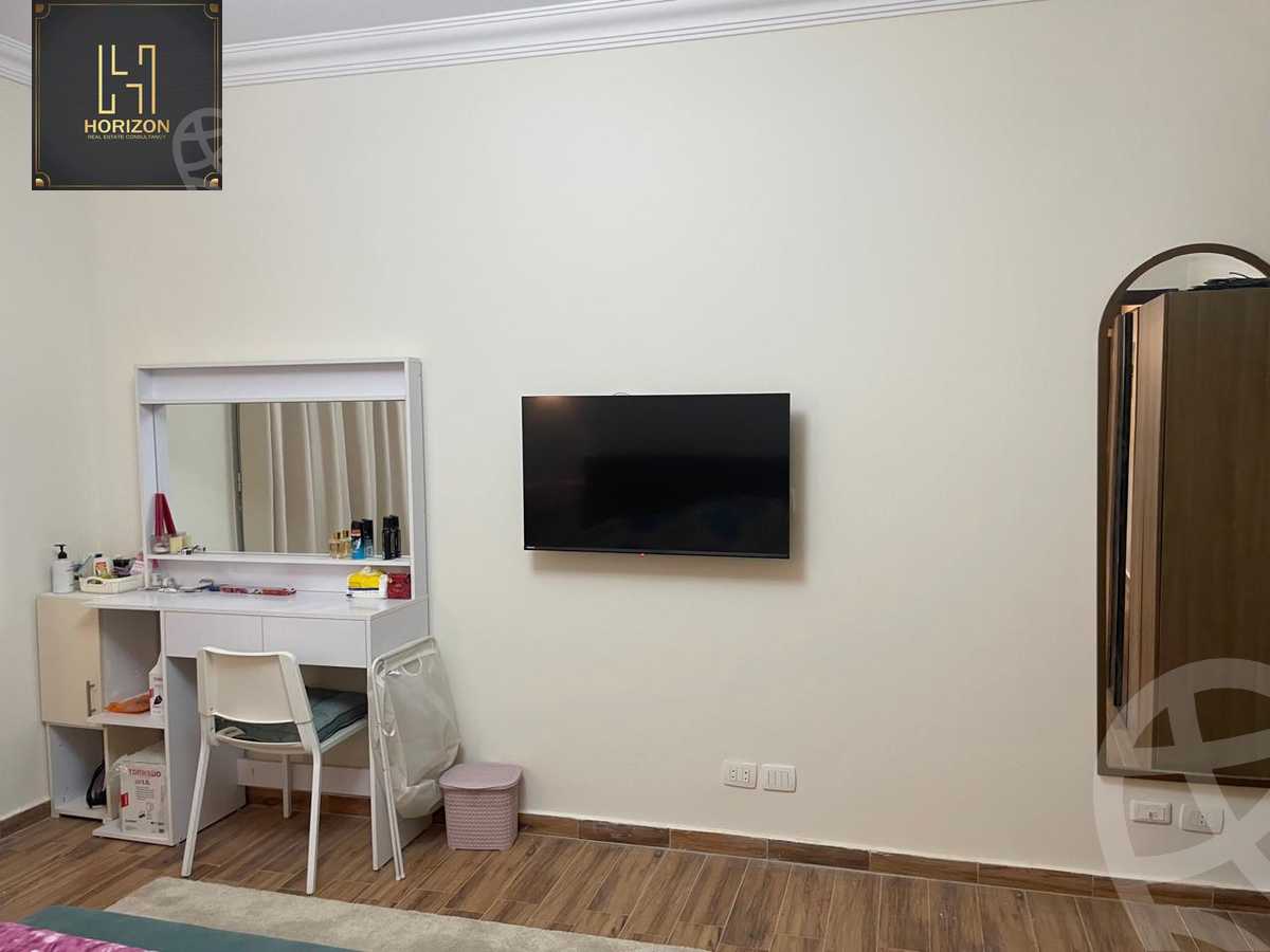 https://aqarmap.com.eg/ar/listing/6363496-for-rent-cairo-new-cairo-compounds-hyde-park-centre-ville-hyde-park