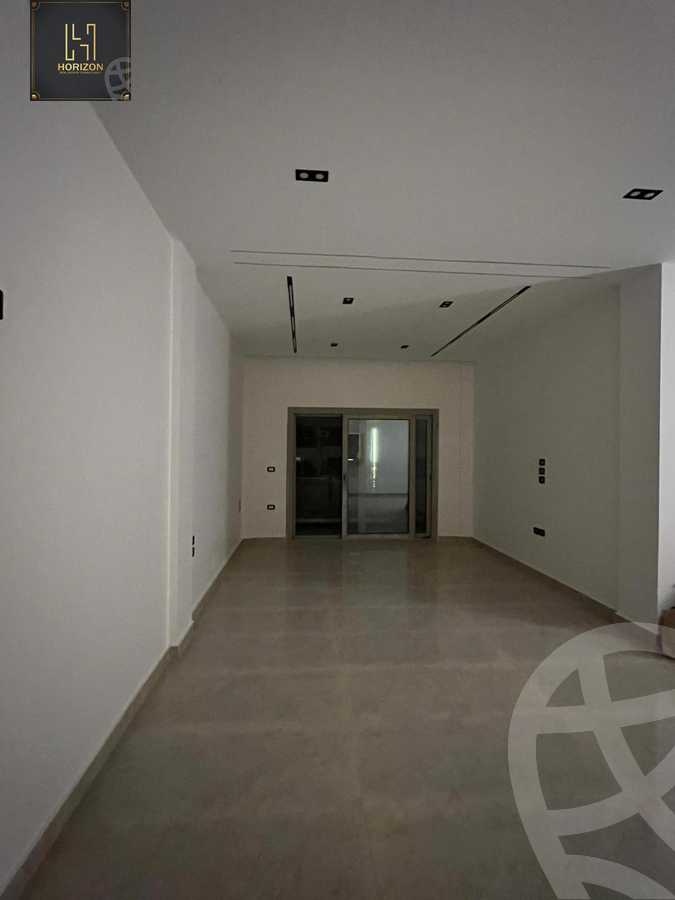 https://aqarmap.com.eg/ar/listing/6363537-for-rent-cairo-new-cairo-compounds-galleria-moon-valley