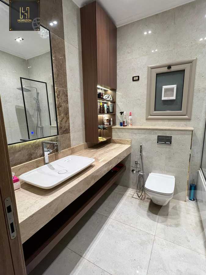 https://aqarmap.com.eg/ar/listing/6363537-for-rent-cairo-new-cairo-compounds-galleria-moon-valley