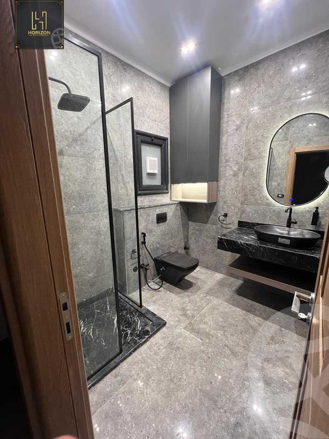https://aqarmap.com.eg/ar/listing/6363537-for-rent-cairo-new-cairo-compounds-galleria-moon-valley