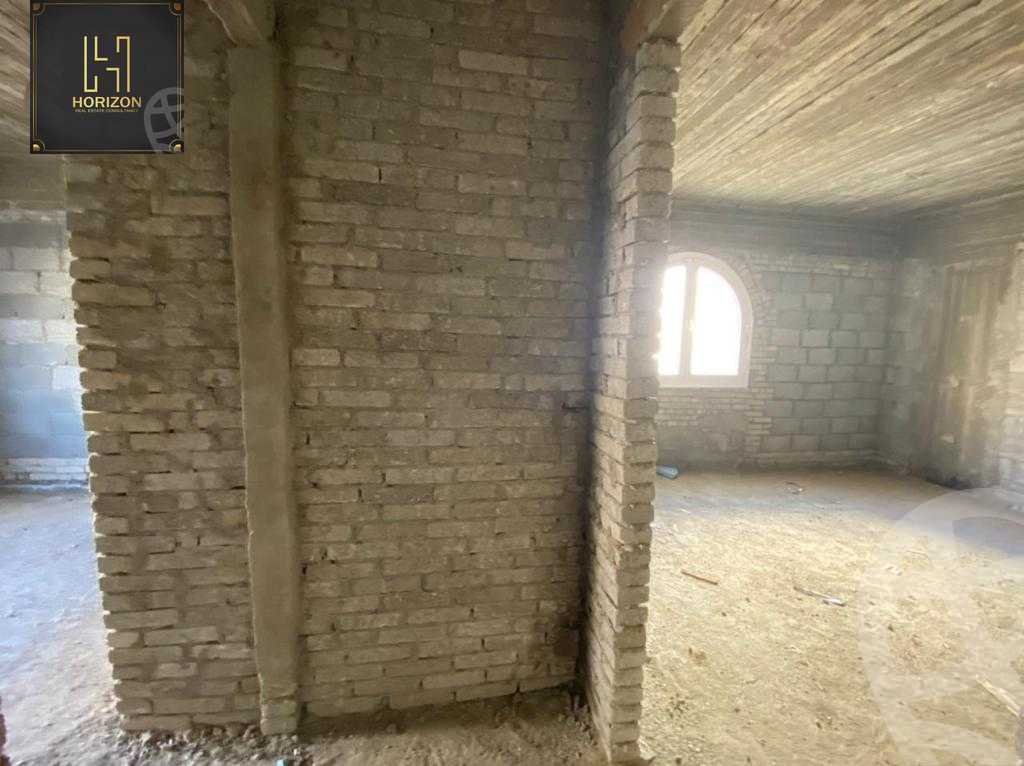 https://aqarmap.com.eg/en/listing/6369776-for-sale-cairo-new-cairo-compounds-hyde-park-centre-ville-hyde-park
