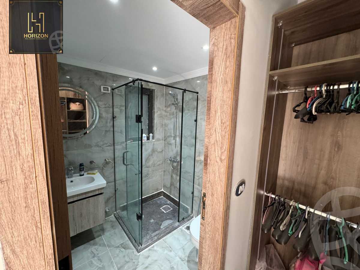 https://aqarmap.com.eg/ar/listing/6370477-for-rent-cairo-new-cairo-compounds-lakeview-residence