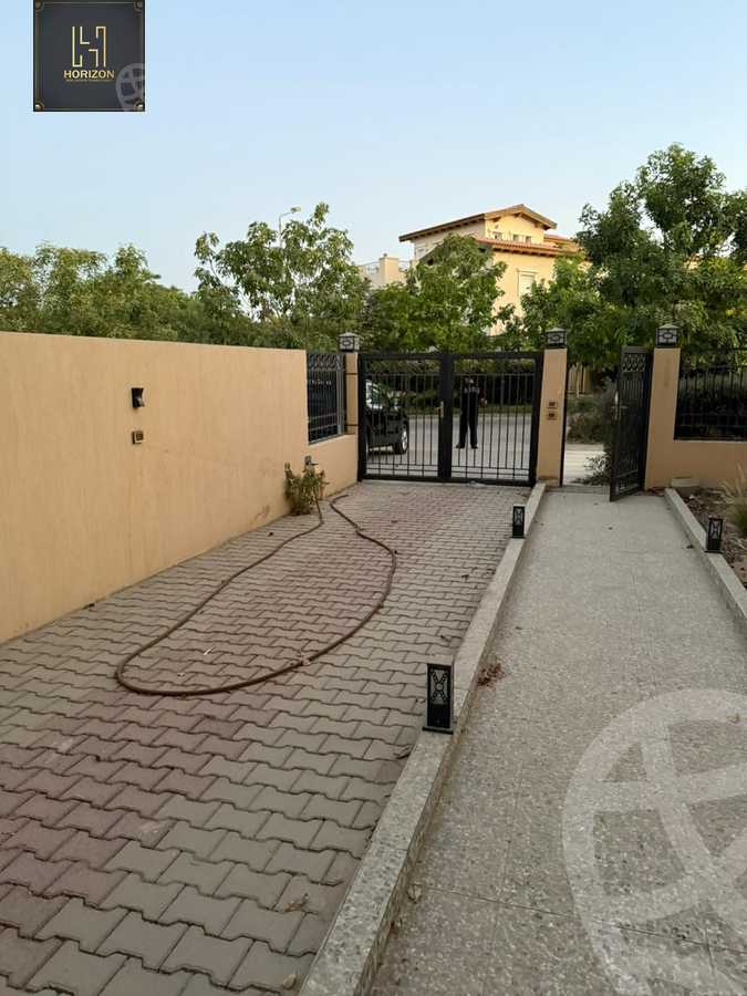 https://aqarmap.com.eg/en/listing/6376522-for-rent-cairo-new-cairo-compounds-hyde-park-cluster-4-hyde-park