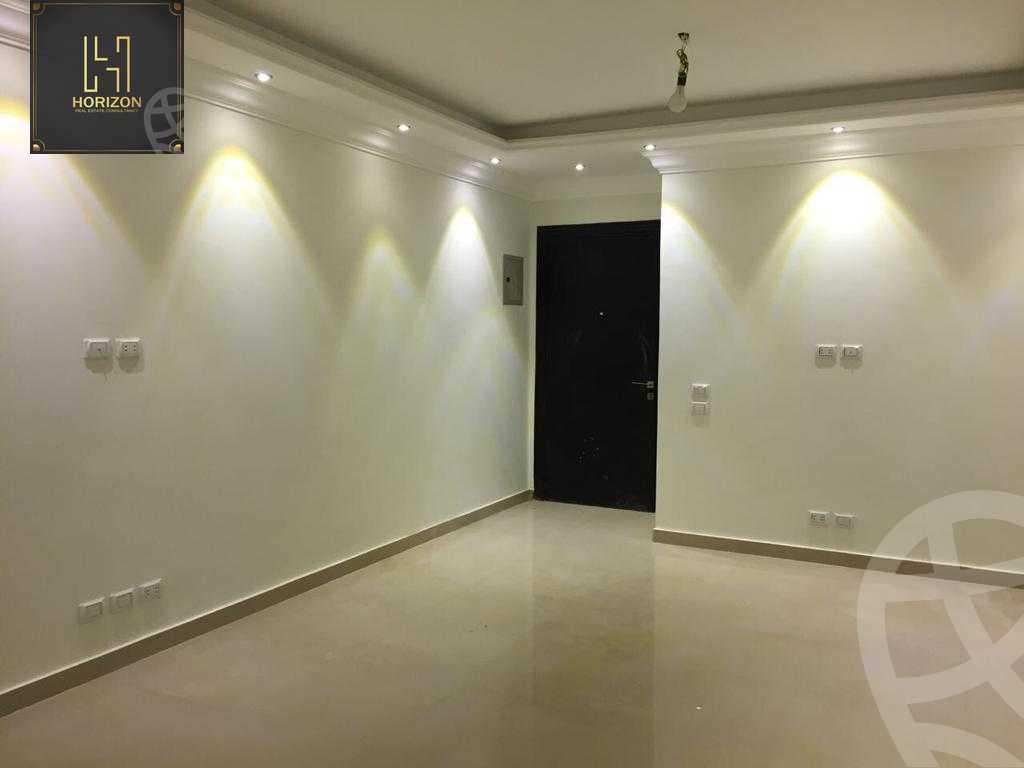 https://aqarmap.com.eg/ar/listing/6384816-for-rent-cairo-new-cairo-compounds-tag-city-taj-sultan