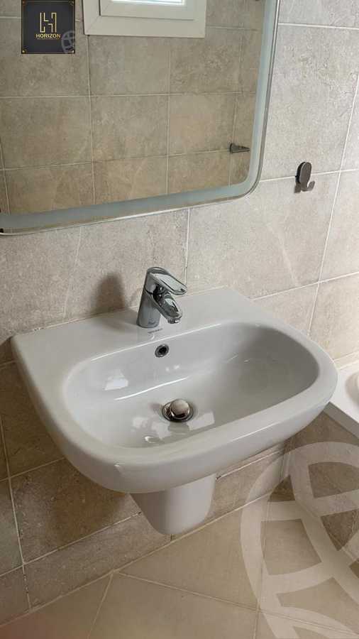 https://aqarmap.com.eg/ar/listing/6384951-for-rent-cairo-new-cairo-compounds-hyde-park-hpr-hyde-park