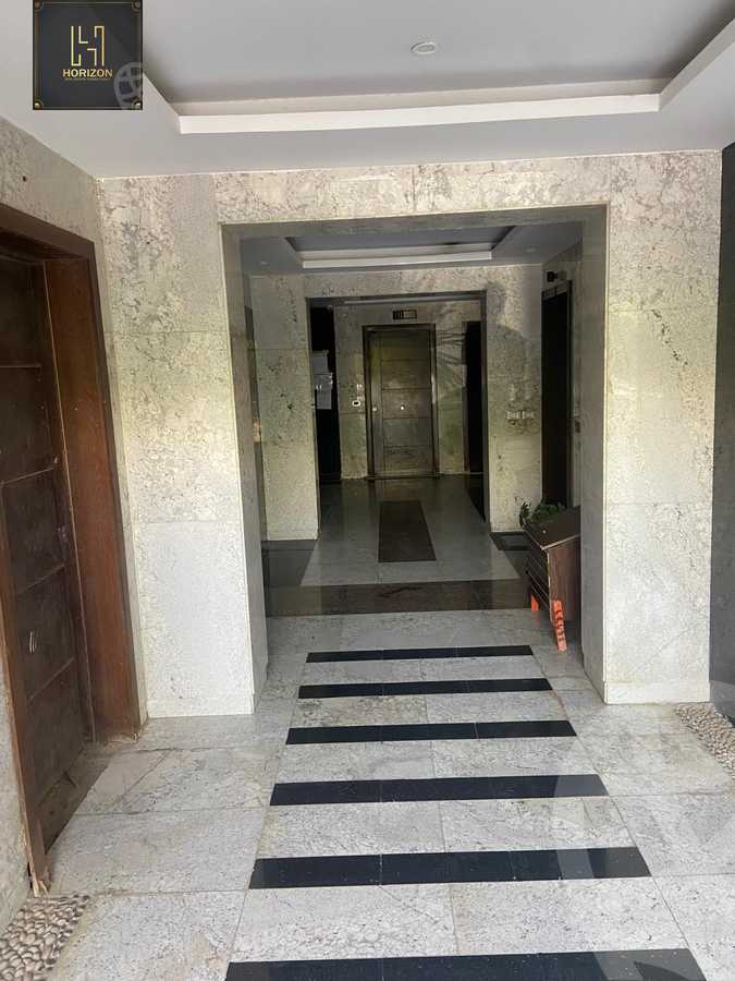 https://aqarmap.com.eg/en/listing/6407206-for-sale-cairo-new-cairo-compounds-moon-valley-2