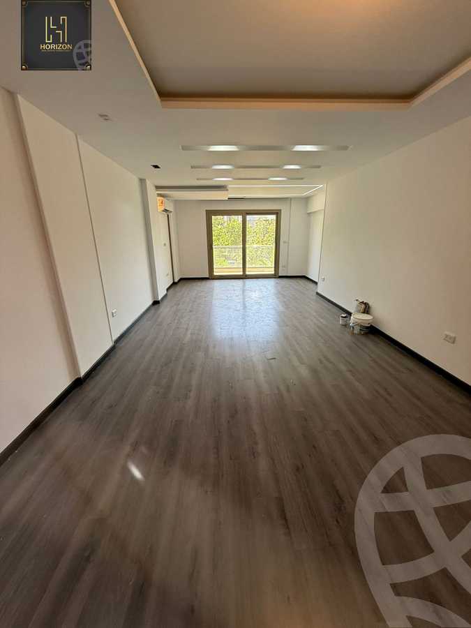 https://aqarmap.com.eg/en/listing/6517755-for-rent-cairo-new-cairo-compounds-galleria-moon-valley