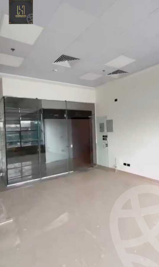 https://aqarmap.com.eg/en/listing/6529994-for-rent-cairo-new-cairo-compounds-top-90-mall