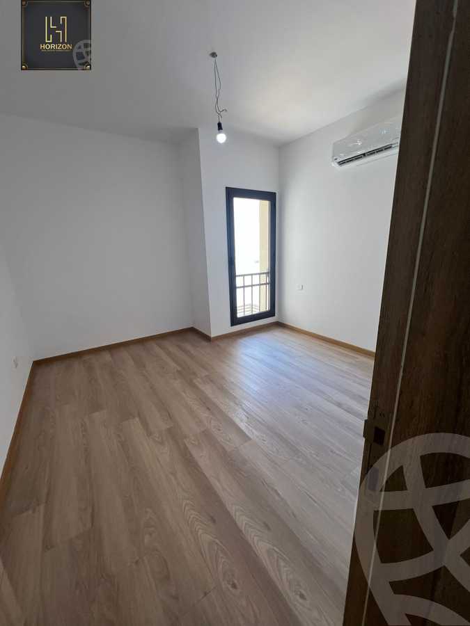 https://aqarmap.com.eg/ar/listing/6530396-for-rent-cairo-new-cairo-compounds-fifth-square