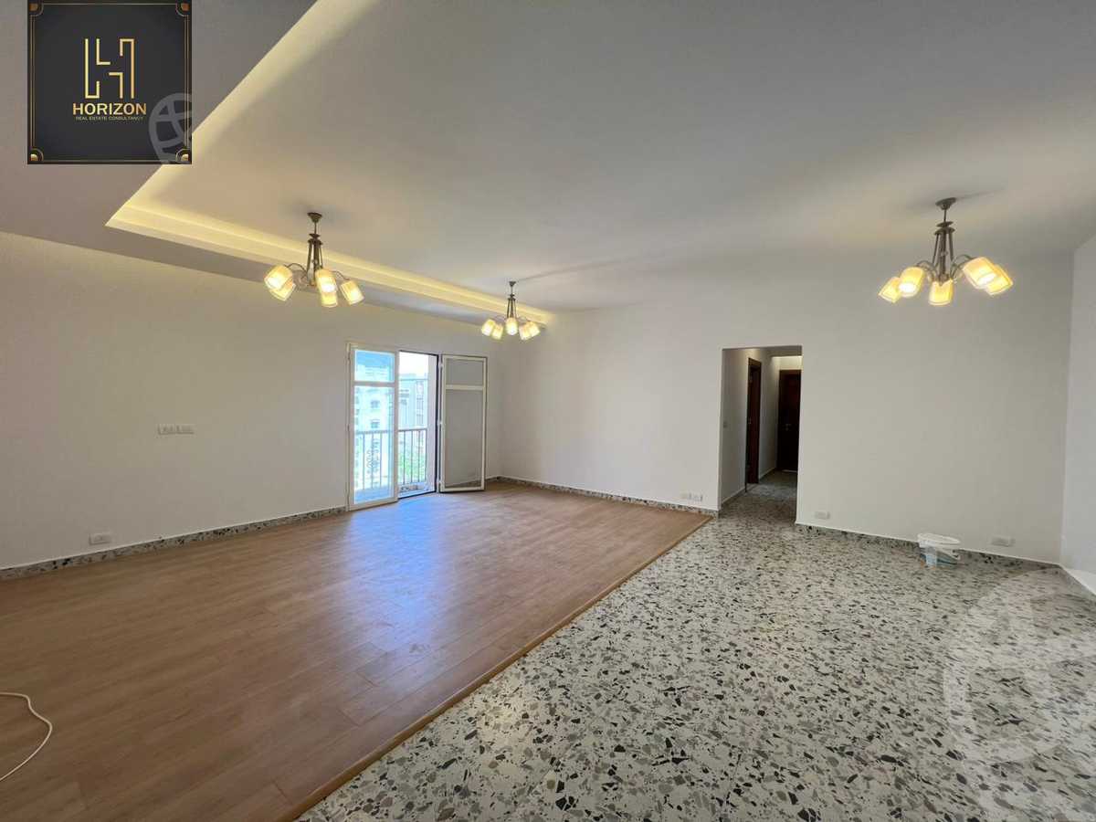 https://aqarmap.com.eg/en/listing/6530683-for-rent-cairo-new-cairo-compounds-hyde-park-centre-ville-hyde-park