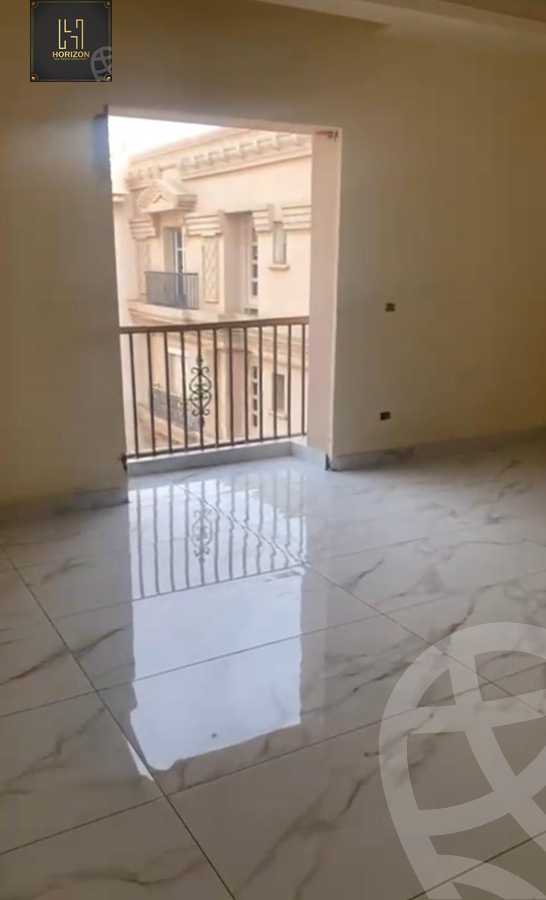 https://aqarmap.com.eg/en/listing/6553773-for-rent-cairo-new-cairo-compounds-hyde-park-centre-ville-hyde-park