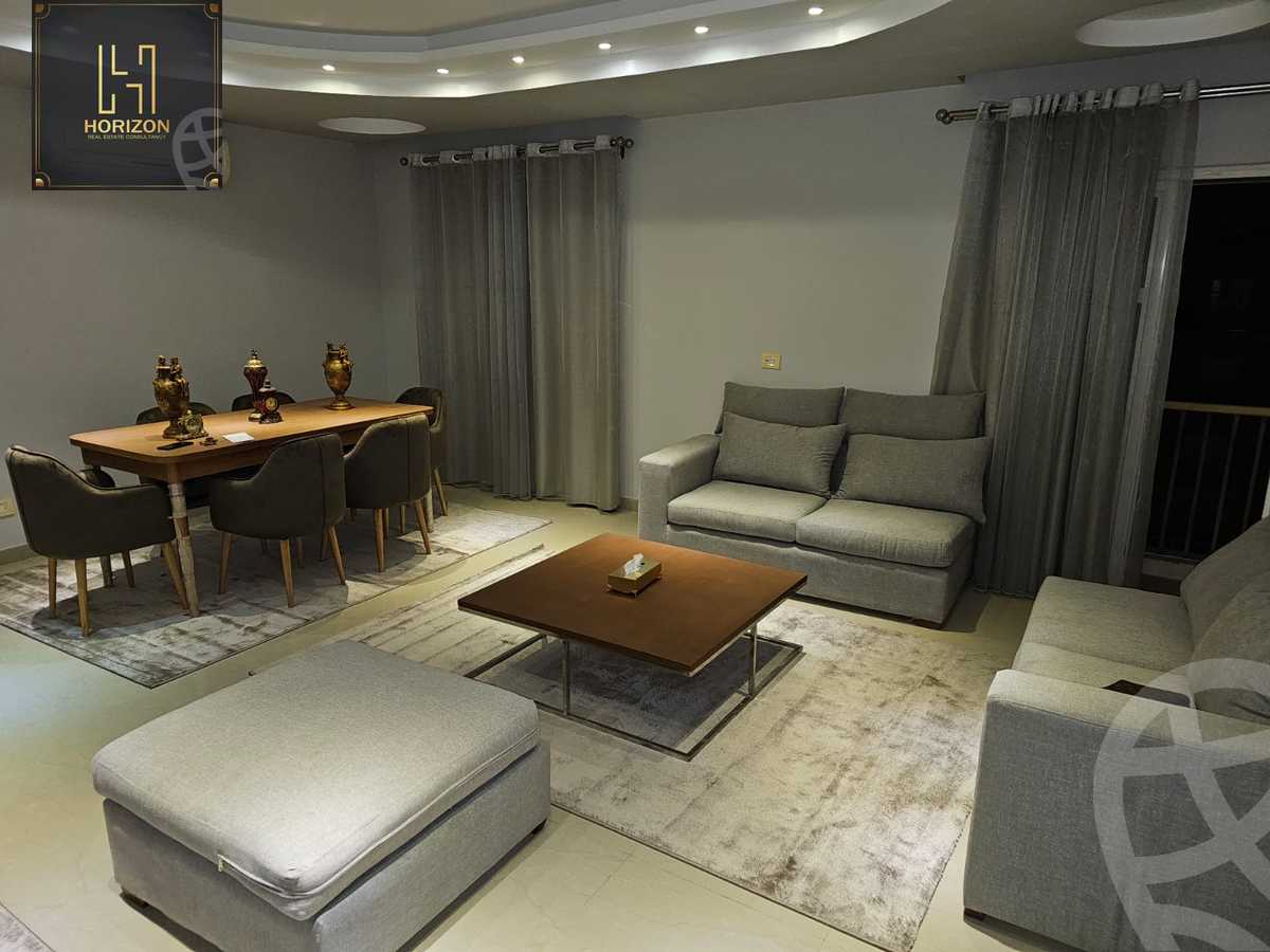 https://aqarmap.com.eg/ar/listing/6556411-for-rent-cairo-new-cairo-compounds-hyde-park-centre-ville-hyde-park
