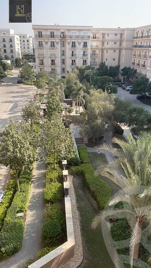 https://aqarmap.com.eg/ar/listing/6557825-for-rent-cairo-new-cairo-compounds-hyde-park-centre-ville-hyde-park