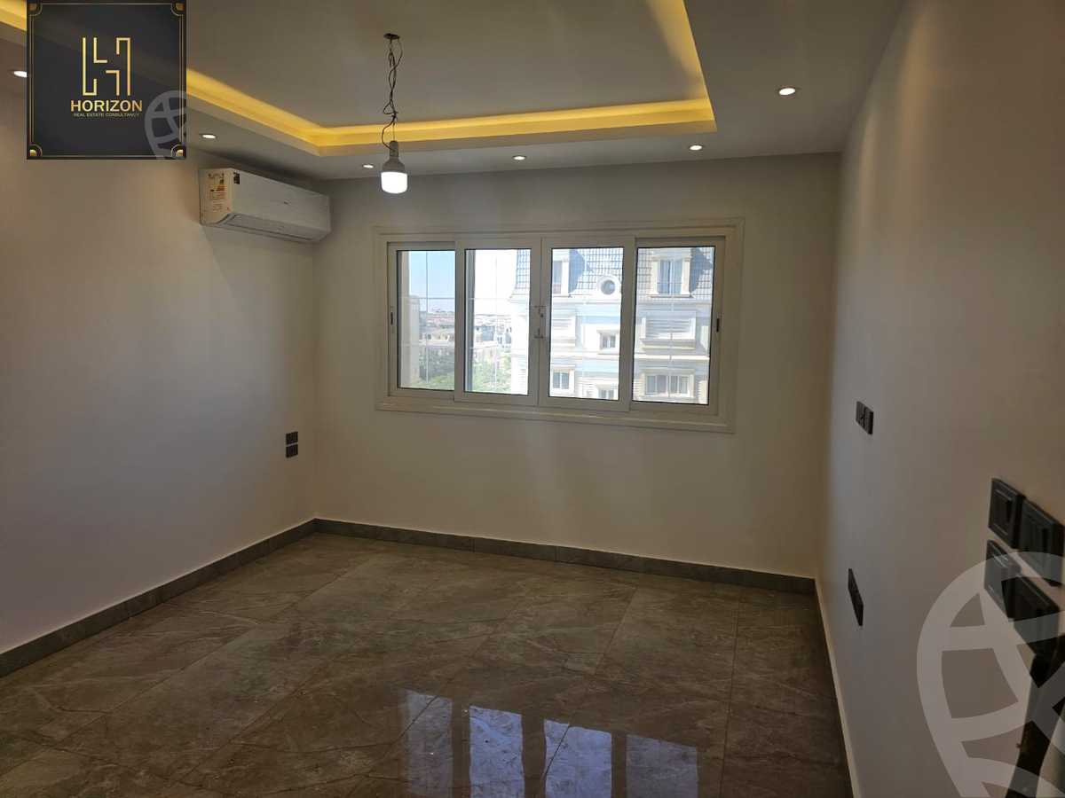 https://aqarmap.com.eg/ar/listing/6558153-for-rent-cairo-new-cairo-compounds-mountain-view-hyde-park