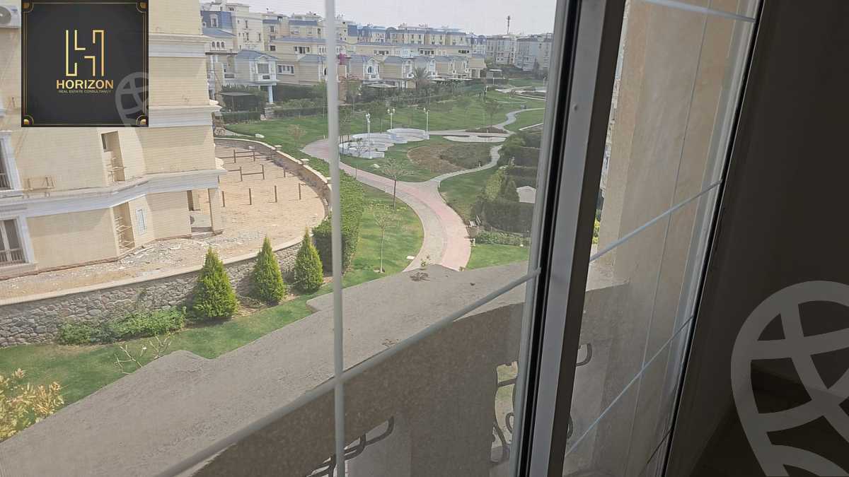 https://aqarmap.com.eg/ar/listing/6558153-for-rent-cairo-new-cairo-compounds-mountain-view-hyde-park