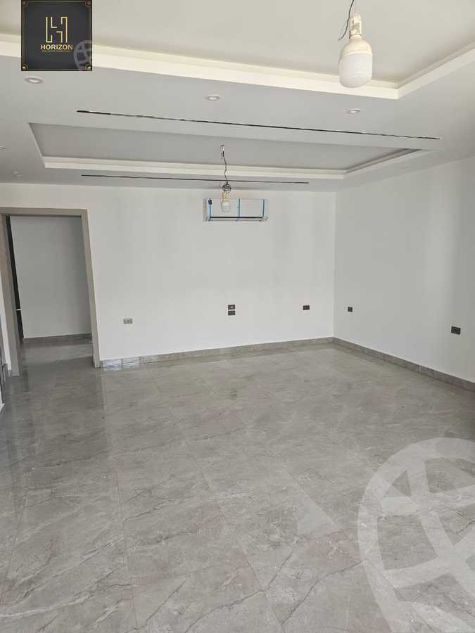 https://aqarmap.com.eg/ar/listing/6558153-for-rent-cairo-new-cairo-compounds-mountain-view-hyde-park