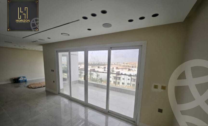 https://aqarmap.com.eg/en/listing/6566949-for-rent-cairo-new-cairo-compounds-hyde-park-centre-ville-hyde-park