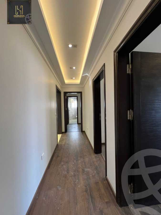 https://aqarmap.com.eg/ar/listing/6567216-for-rent-cairo-new-cairo-compounds-mountain-view-hyde-park