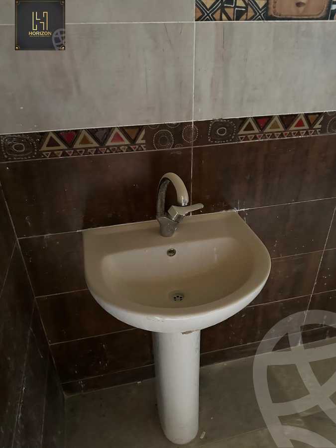 https://aqarmap.com.eg/en/listing/6568991-for-rent-cairo-new-cairo-compounds-galleria-moon-valley