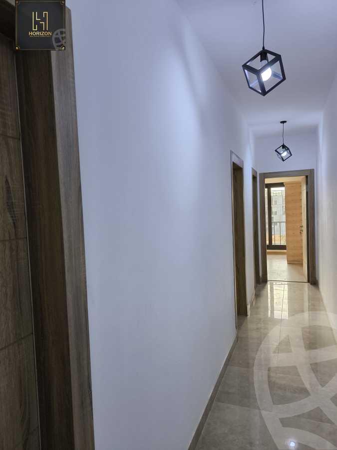 https://aqarmap.com.eg/ar/listing/6573352-for-rent-cairo-new-cairo-compounds-fifth-square