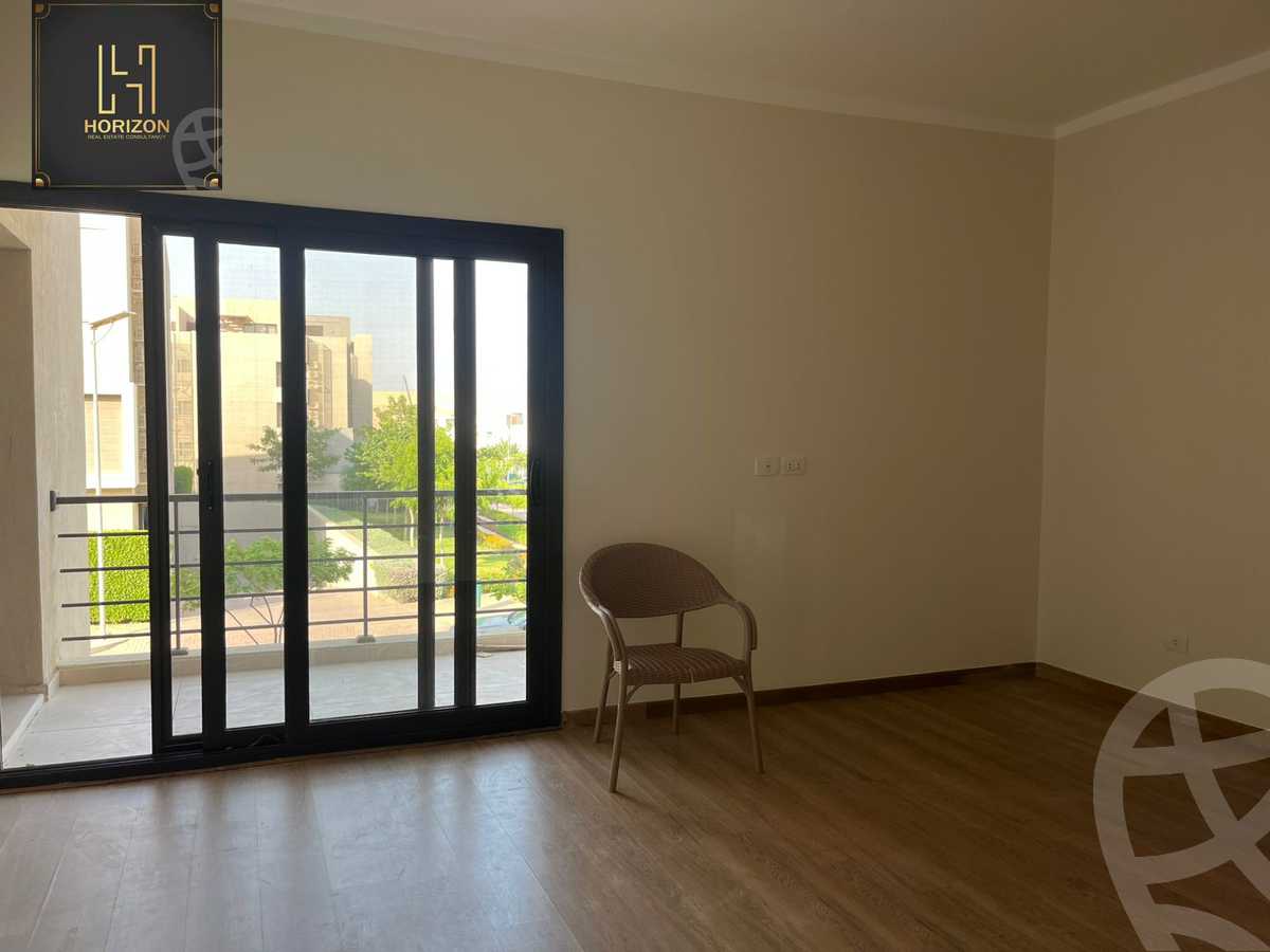 https://aqarmap.com.eg/ar/listing/6574729-for-rent-cairo-new-cairo-compounds-fifth-square