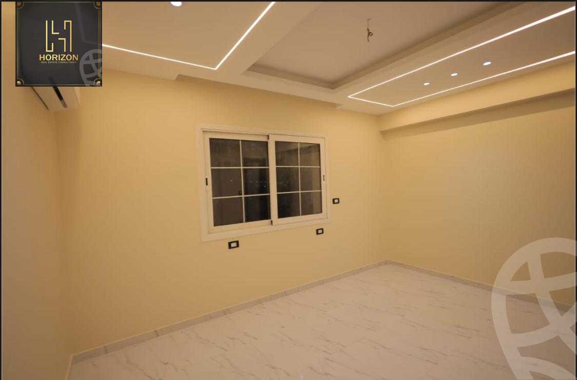 https://aqarmap.com.eg/ar/listing/6584165-for-rent-cairo-new-cairo-compounds-hyde-park-cluster-4-hyde-park