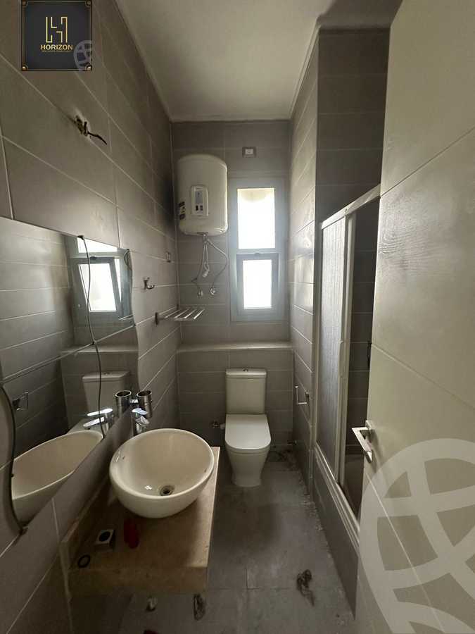 https://aqarmap.com.eg/ar/listing/6587879-for-rent-cairo-new-cairo-compounds-kmbwnd-fyldj-jyt-blm-hylz