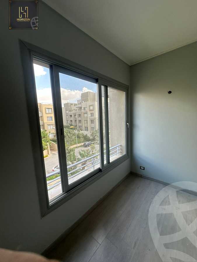 https://aqarmap.com.eg/ar/listing/6587879-for-rent-cairo-new-cairo-compounds-kmbwnd-fyldj-jyt-blm-hylz