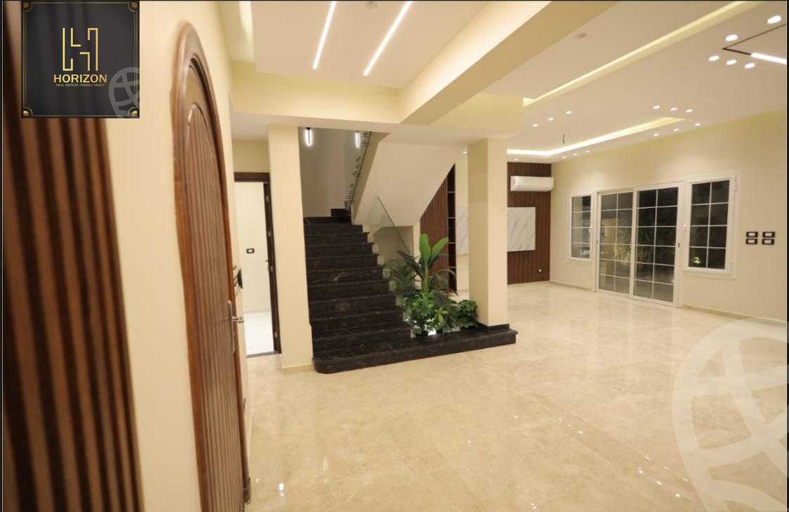 https://aqarmap.com.eg/ar/listing/6588604-for-rent-cairo-new-cairo-compounds-hyde-park-cluster-4-hyde-park