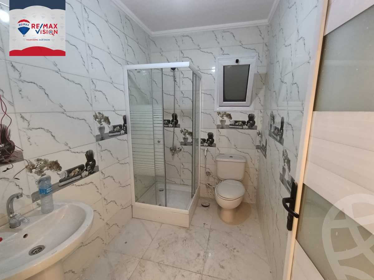 https://aqarmap.com.eg/ar/listing/6503439-for-sale-alexandria-moharram-bey-othman-galal-st
